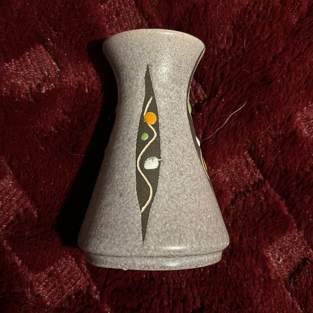 Vintage West Germany vase no chips or cracks